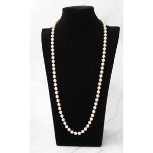 Vintage Ivory Glass Pearl Necklace N29